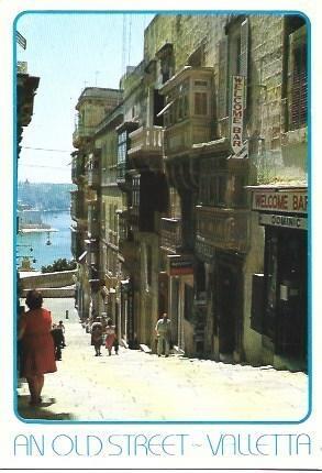 POSTAL L01647: Calle antigua de Valetta, Malta