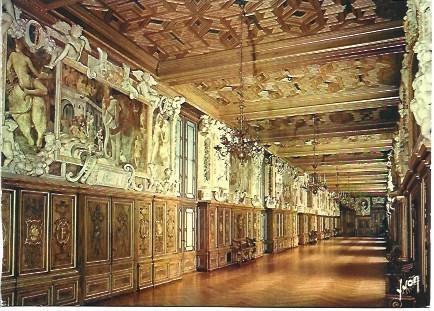 POSTAL L01605: Galeria François I en el castillo de Fontainebleu