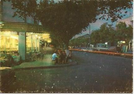 POSTAL L01804: Avenida Corolnel Amirouche en Argelia