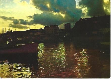 POSTAL L02050: Anochecer en el puerto de Arenys de Mar