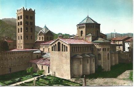 POSTAL L02062: Vista parcial del Monasterio de Ripoll