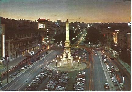 POSTAL L02067: Plaza Restauradores de Lisboa
