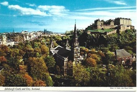 POSTAL L02072: Panoramica del Castillo de Edimburgo