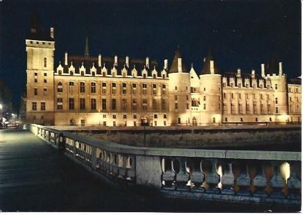 POSTAL L02012: Vista nocturna de La Conciergerie de Paris