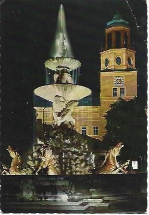 POSTAL L01866: Fuente en Salzburgo