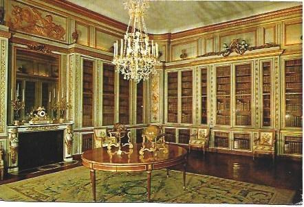POSTAL L01838: Biblioteca de Luis XIV en Versalles