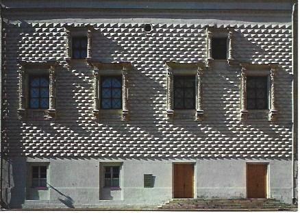 POSTAL L01818: Fachada de un edificio en Rusia