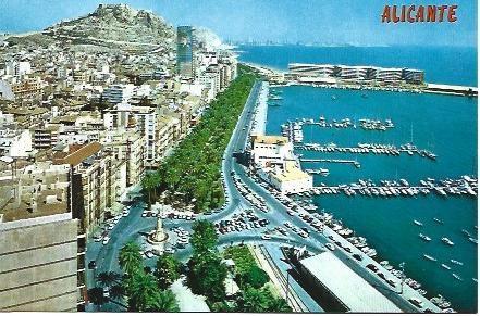 POSTAL L01928: Vista parcial del puerto de Alicante