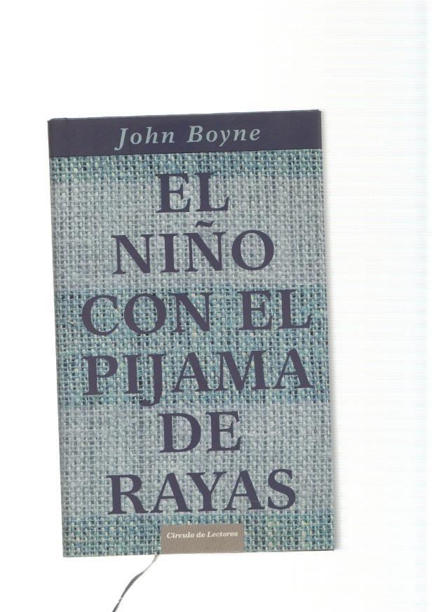 El niño con el pijama de rayas
