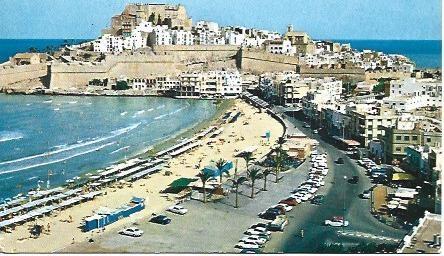 POSTAL L03261: Playa y vista parcial de Peñiscola