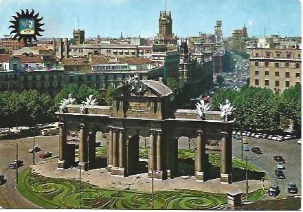 POSTAL L03310: Puerta de Alcala en Madrid