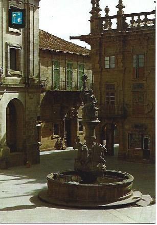 POSTAL L03319: Fuente de los Caballos en Santiago de Compostela
