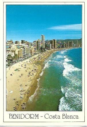 POSTAL L03215: Panoramica de la playa de Levante en Benidorm