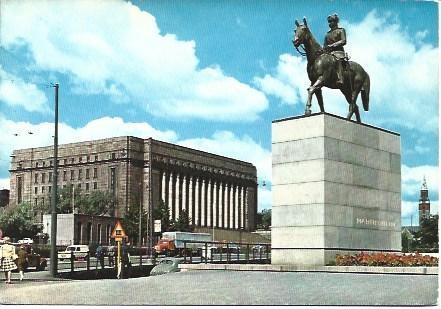 POSTAL L03442: Parlamento en Helsinki. Finlandia