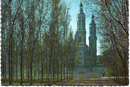 POSTAL L03045: El Pilar desde la Arboleda en Zaragoza