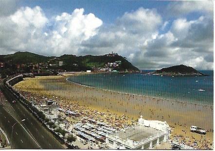 POSTAL L03048: Paseo de Miraconcha en San Sebastian