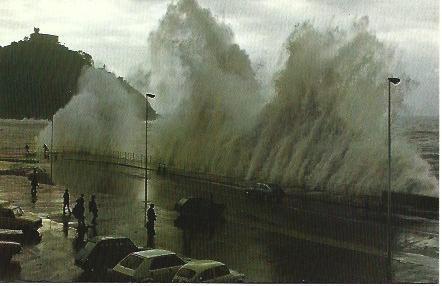 POSTAL L03049: Temporal en San Sebastian