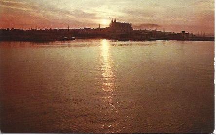 POSTAL L03062: Amanecer en Palma de Mallorca