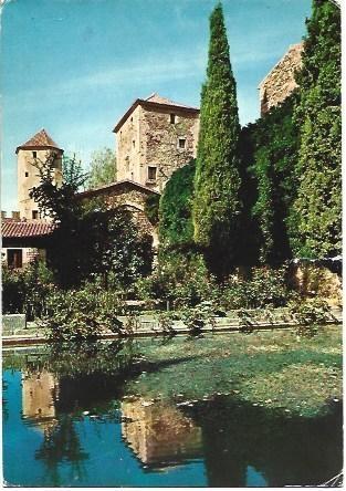 POSTAL L02957: Patio interior del Monasterio de Poblet