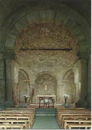 POSTAL L02975: Interior de la iglesia de Porqueres, Girona