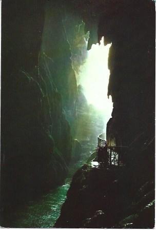 POSTAL L02933: Gruta Cola del Caballo del Monasterio de Piedra