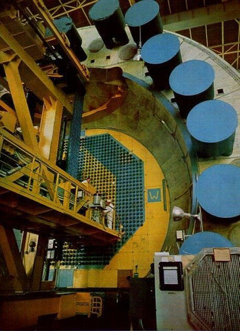 LAMINA V11448: Carga del reactor G 2 en Marcoule, Francia