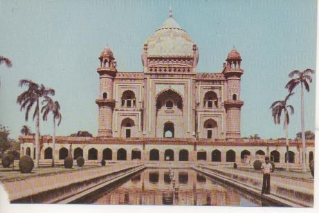 Postal E06957: Safdarjang's Tomb, Delhi