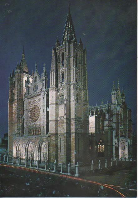 Postal E06674: León. Catedral(Nocturno)