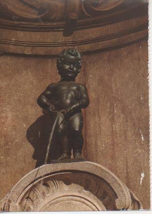 Postal E06786: Bruxelles: Manneken Pis