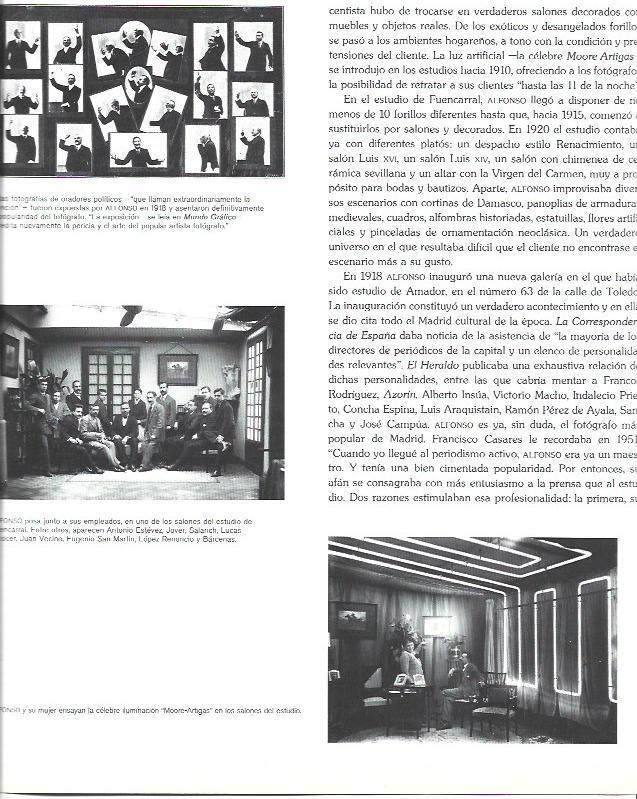 LAMINA 31495: Alfonso con sus colaboradores y con su mujer en el estudio