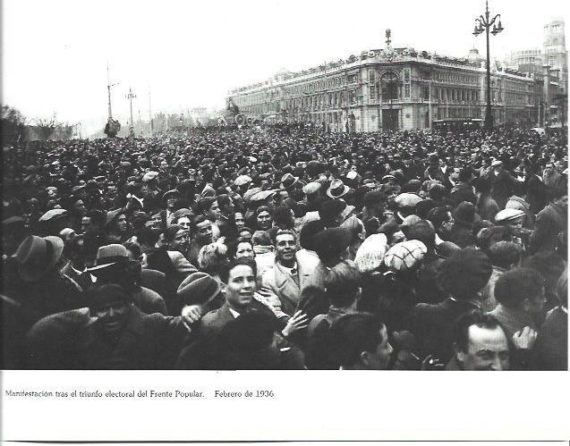 LAMINA 31544: Manifestacion tras el triunfo del Frente Popular en 1936
