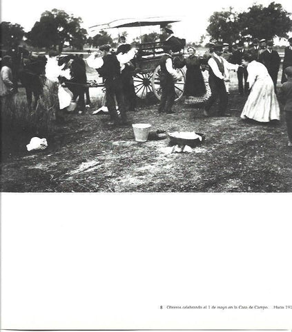 LAMINA 31507: Obreros celebrando el 1 de mayo en la Casa de Campo de Madrid