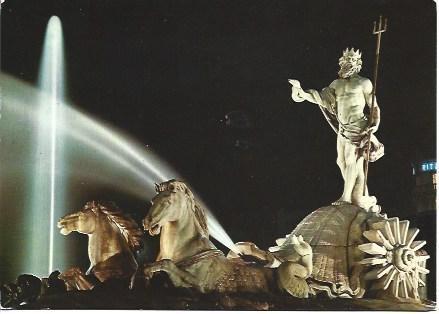 POSTAL L03787: Fuente de Neptuno en Madrid