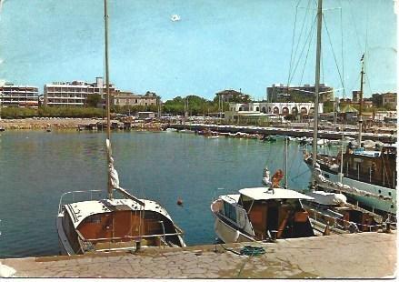 POSTAL L03764: Salou. Puerto