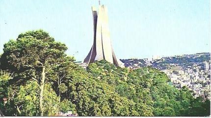 POSTAL L03848: Monumento en Argel
