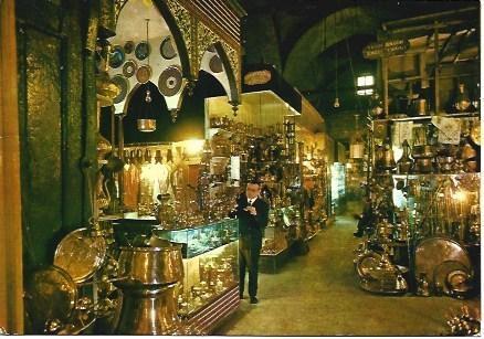 POSTAL L03661: Puesto del Gran Bazar de Estambul