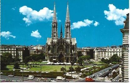 POSTAL L03687: Iglesia Votiva en Viena