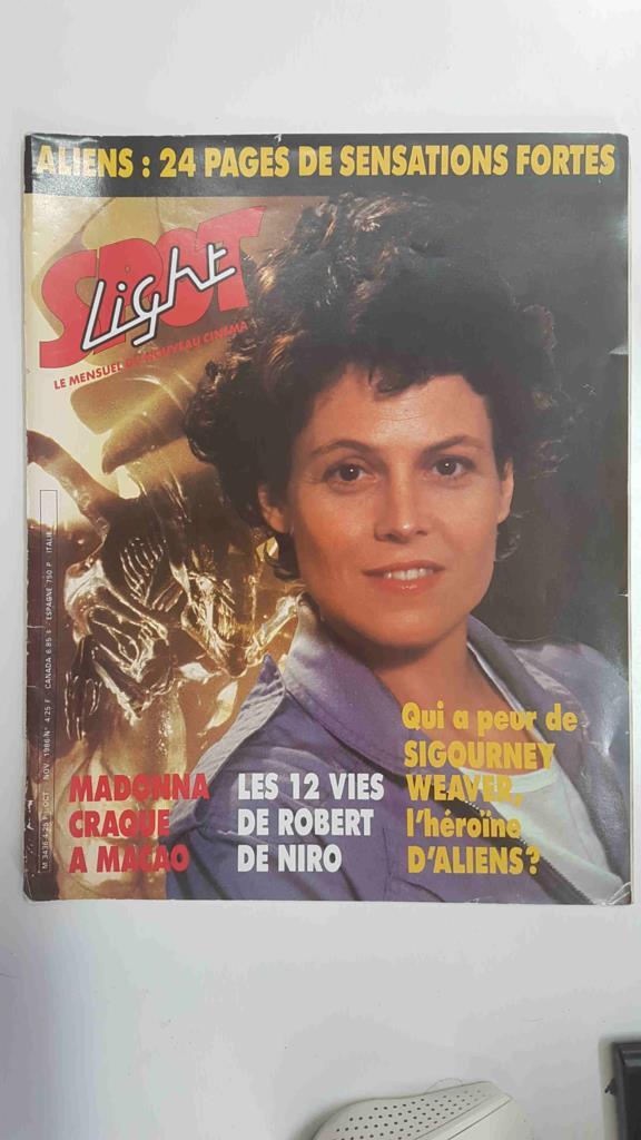 Revista de cine: Spotlight num 4, oct -nov 1986. Aliens 24 pages de sensations fortes