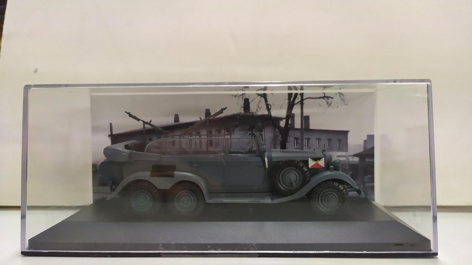 FIGURA 1/43: Mercedes Benz W31 Type G4-540