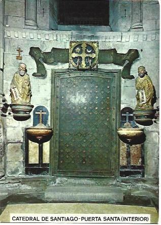 POSTAL L04156: Puerta Santa de Santiago de Compostela