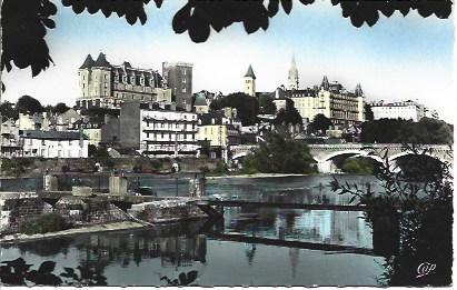POSTAL L04216: Castillo de Pau, Francia