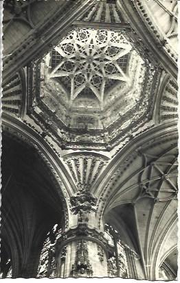 POSTAL L04248: Boveda del crucero de la catedral de Burgos