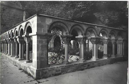 POSTAL L04015: Claustro de San Juan de La Peña