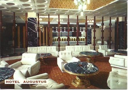 POSTAL L04038: Hotel Augustus en Salou
