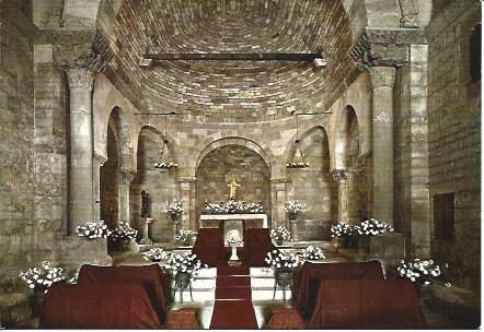POSTAL L04124: Interior de la iglesia de Porqueres, Girona