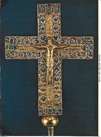 POSTAL L04610: Cruz de la Reina Gisela