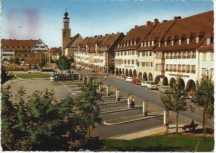 POSTAL L04346: Markplatz en Freudenstadt