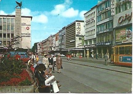 POSTAL L04376: Calle del Kaiser en Karlsruhe
