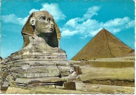 POSTAL L04312: La Esfinge y piramide de Keops en Egipto