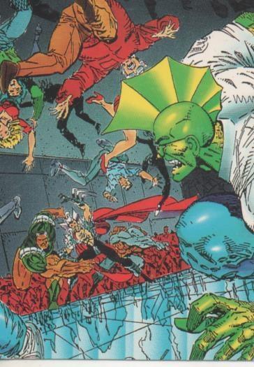 Cromo E003265: Trading Card. The Savage Dragon, nº 72 Here…Catch!